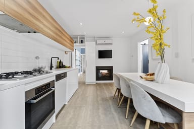 Property 251 Bridport Street, Albert Park VIC 3206 IMAGE 0