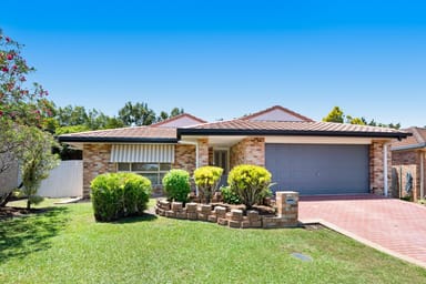 Property 15 Harris Place, Seventeen Mile Rocks QLD 4073 IMAGE 0