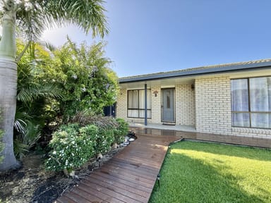 Property 2 Patrick Street, POINT VERNON QLD 4655 IMAGE 0