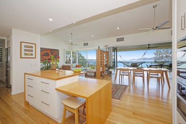 Property 4 Seaview Court, CASTLE HILL QLD 4810 IMAGE 0