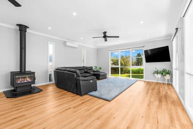 Property 6 Flint Court, Maffra VIC 3860 IMAGE 0