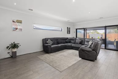 Property 3 Wicklow Close, Lalor VIC 3075 IMAGE 0