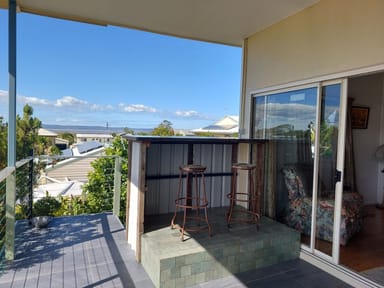 Property 4 Seaview Avenue, Maaroom QLD 4650 IMAGE 0