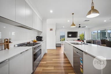 Property 73 Deakin Avenue, LLOYD NSW 2650 IMAGE 0
