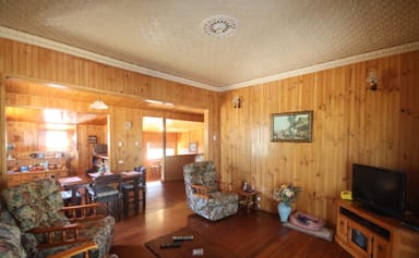 Property 21 Maslen Road, EIDSVOLD QLD 4627 IMAGE 0