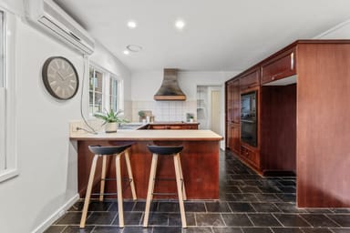 Property 3 Lindisfarne Drive, Burwood East VIC 3151 IMAGE 0