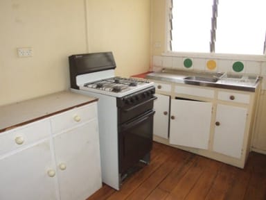 Property 85 Rose Street, BLACKALL QLD 4472 IMAGE 0