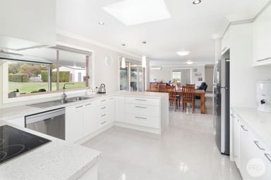 Property 237 Racecourse Road, HADDON VIC 3351 IMAGE 0