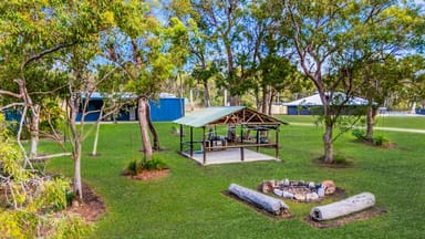 Property 1980 Round Hill Road, ROUND HILL QLD 4677 IMAGE 0