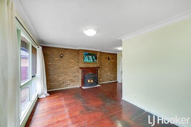 Property 17 Clowes Street, MELTON SOUTH VIC 3338 IMAGE 0