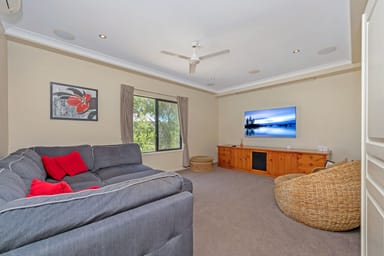 Property 12 Muntrie Court, MOUNT LOW QLD 4818 IMAGE 0