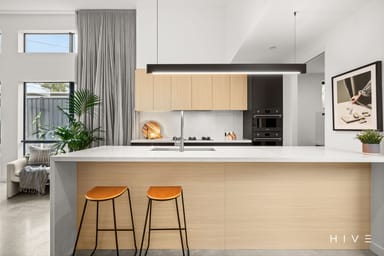 Property 2/11 Enderby Street, Mawson ACT 2607 IMAGE 0