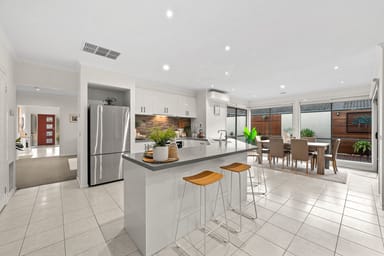 Property 7 Flinders Chase, Sandhurst VIC 3977 IMAGE 0