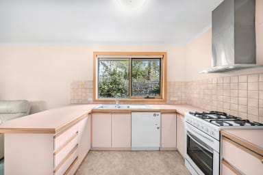 Property 2, 10 Raynes Park Road, Hampton VIC 3188 IMAGE 0