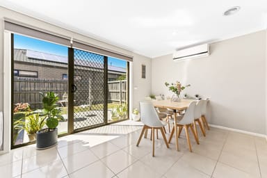 Property 8 Featherflower Way, Officer VIC 3809 IMAGE 0