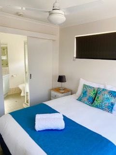 Property 5/2-4 Double Island Dr, RAINBOW BEACH QLD 4581 IMAGE 0