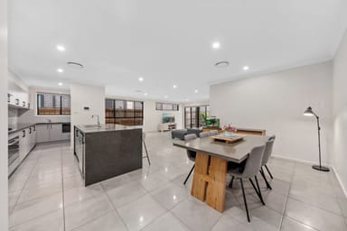 Property 150 Rosedale Circuit, Carnes Hill NSW 2171 IMAGE 0