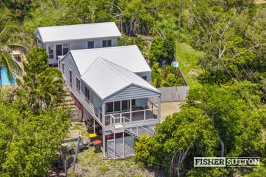 Property 32 Phillip Street, Emu Park QLD 4710 IMAGE 0