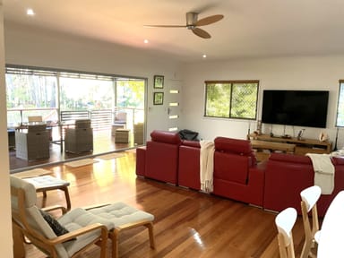 Property 84 Victoria Parade, Coochiemudlo Island QLD 4184 IMAGE 0