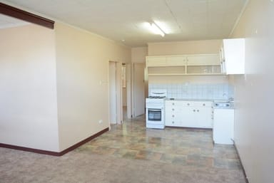 Property 2/122a Russell Street, Toowoomba City QLD 4350 IMAGE 0