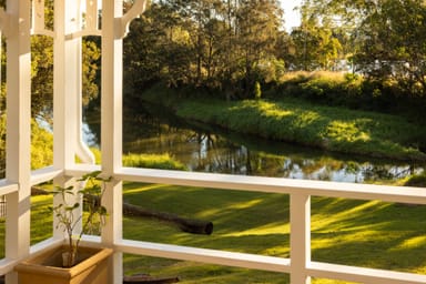 Property 2097 Roghan Road, BRIDGEMAN DOWNS QLD 4035 IMAGE 0