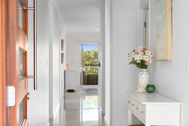 Property 4 Gresswell Crescent, UPPER COOMERA QLD 4209 IMAGE 0