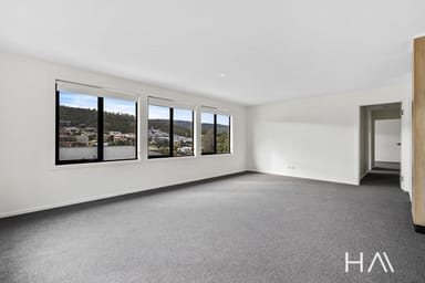 Property 4/24 Dumbarton Drive, Geilston Bay TAS 7015 IMAGE 0