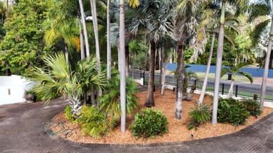 Property 10-12 Palm Way, DUNDOWRAN BEACH QLD 4655 IMAGE 0