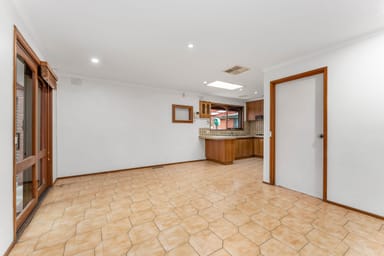 Property 33 Hunt Crescent, Clarinda VIC 3169 IMAGE 0