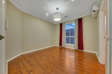 Property 5 Hinchinbrook Close, Caroline Springs VIC 3023 IMAGE 0