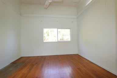 Property 18 Green St, BOOVAL QLD 4304 IMAGE 0