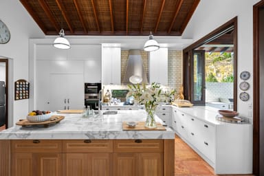 Property 3183 Riverleigh Drive, Hope Island QLD 4212 IMAGE 0