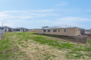 Property 28 Sian Circuit, Waurn Ponds VIC 3216 IMAGE 0