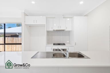 Property LOGANLEA QLD 4131 IMAGE 0