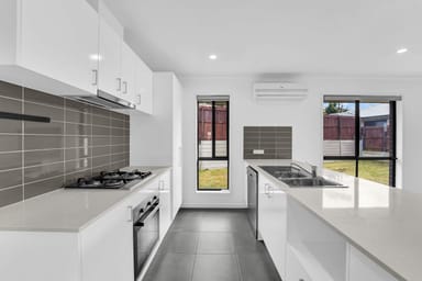 Property 41 Berzins Court, Bahrs Scrub QLD 4207 IMAGE 0