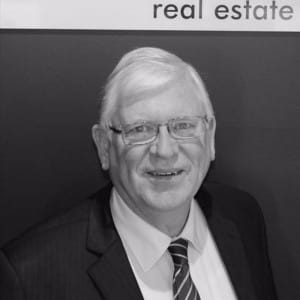 Property Agent Tony Gardner