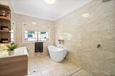 Property 4 Kindarun Close, Niagara Park NSW 2250 IMAGE 0