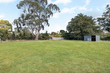 Property 10 William Street, Romsey VIC 3434 IMAGE 0