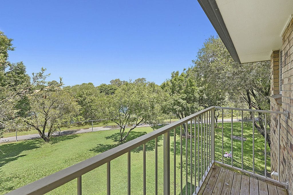 Property 16/11 Waterford Court, BUNDALL QLD 4217 secondary IMAGE