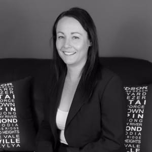 Property Agent Shannon Mullins