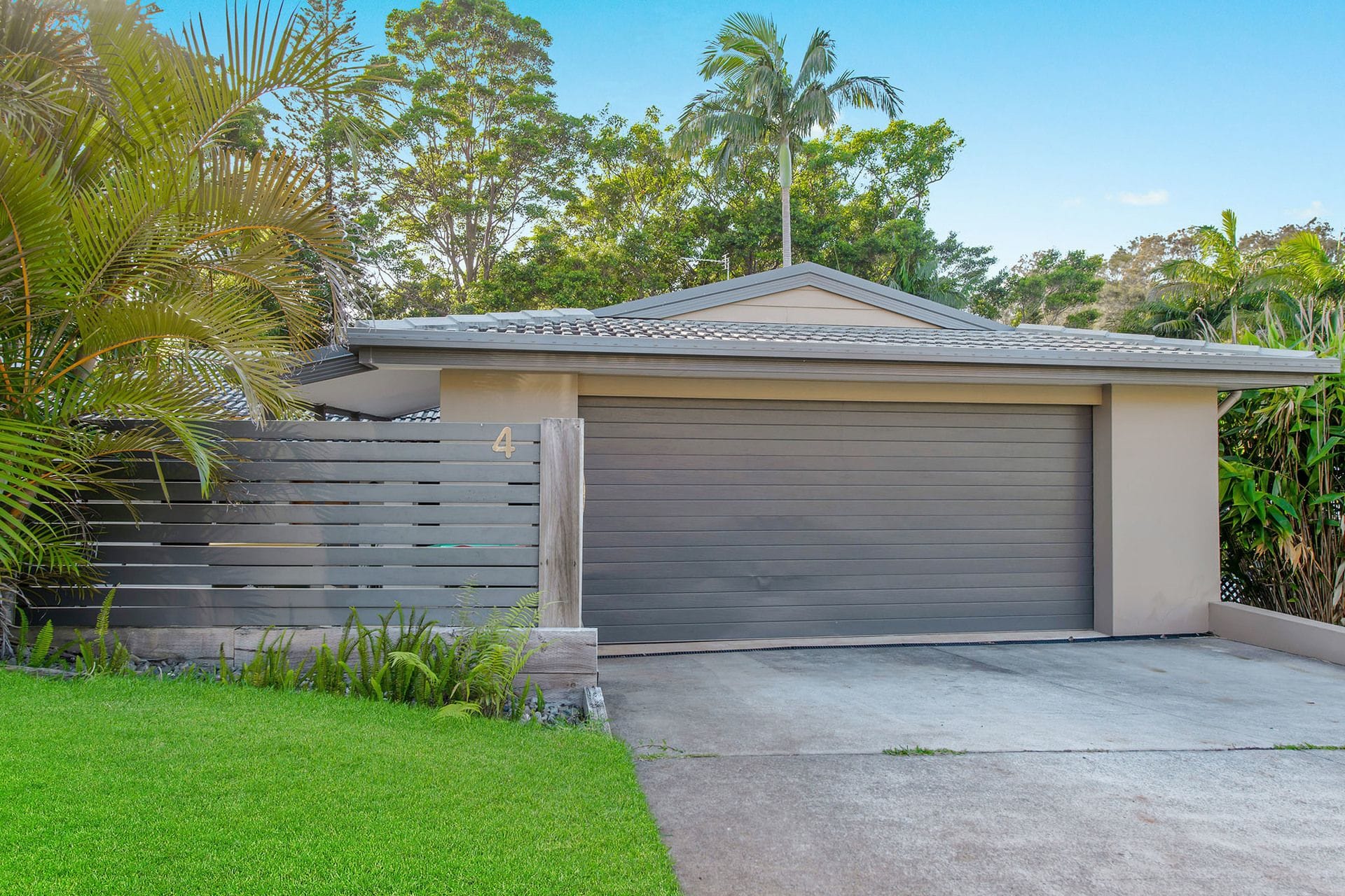 Property 4 Calwalla Crescent, Port Macquarie NSW 2444 secondary IMAGE