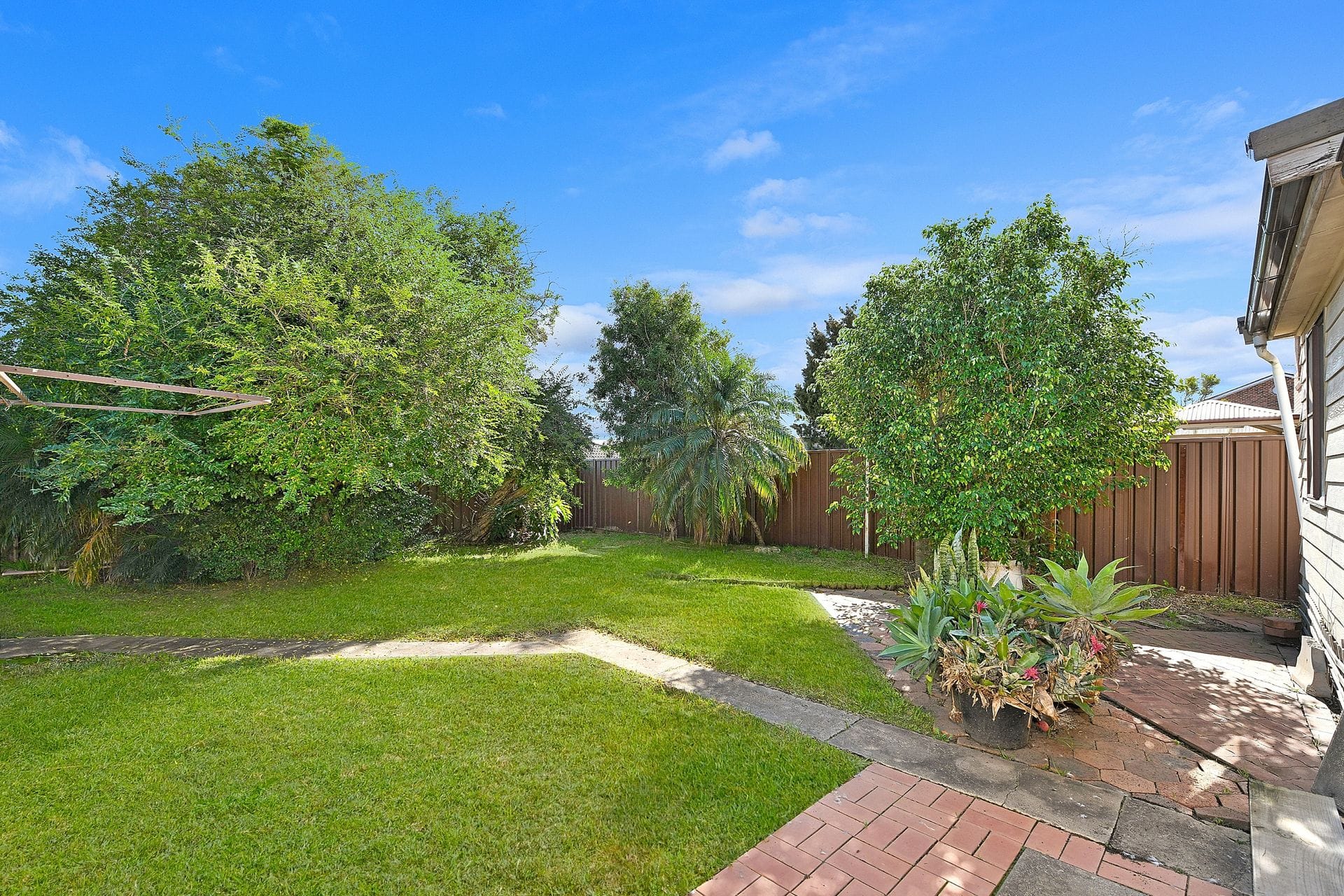 Property 10 Messines Avenue, Milperra NSW 2214 IMAGE