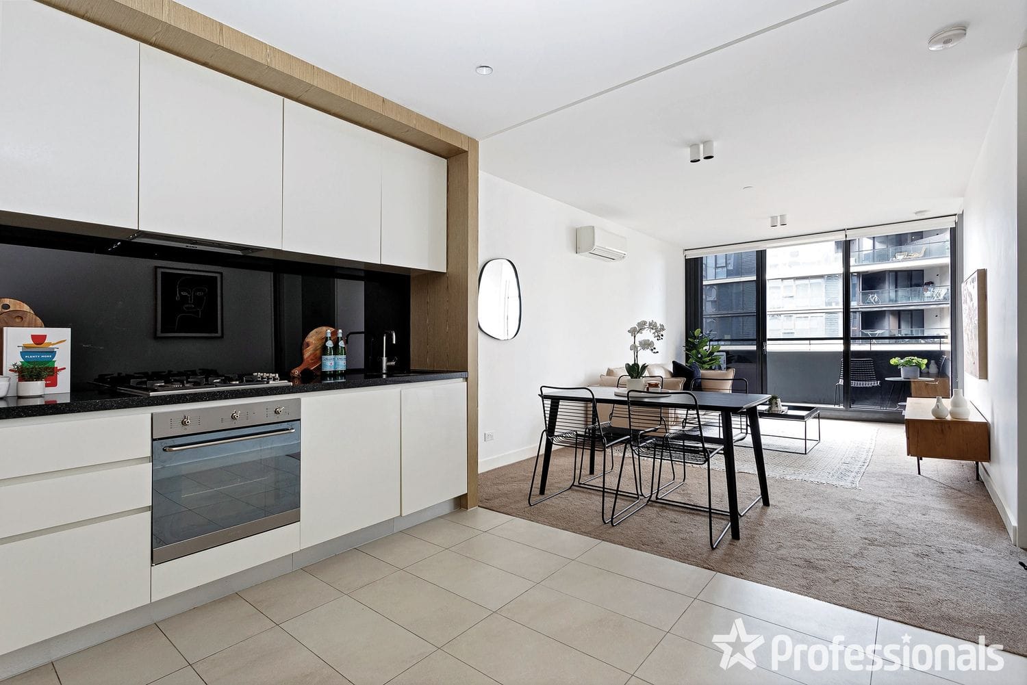 Property 509, 74 Queens Road, Melbourne VIC 3004 IMAGE
