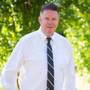 Property Agent Andrew Pink