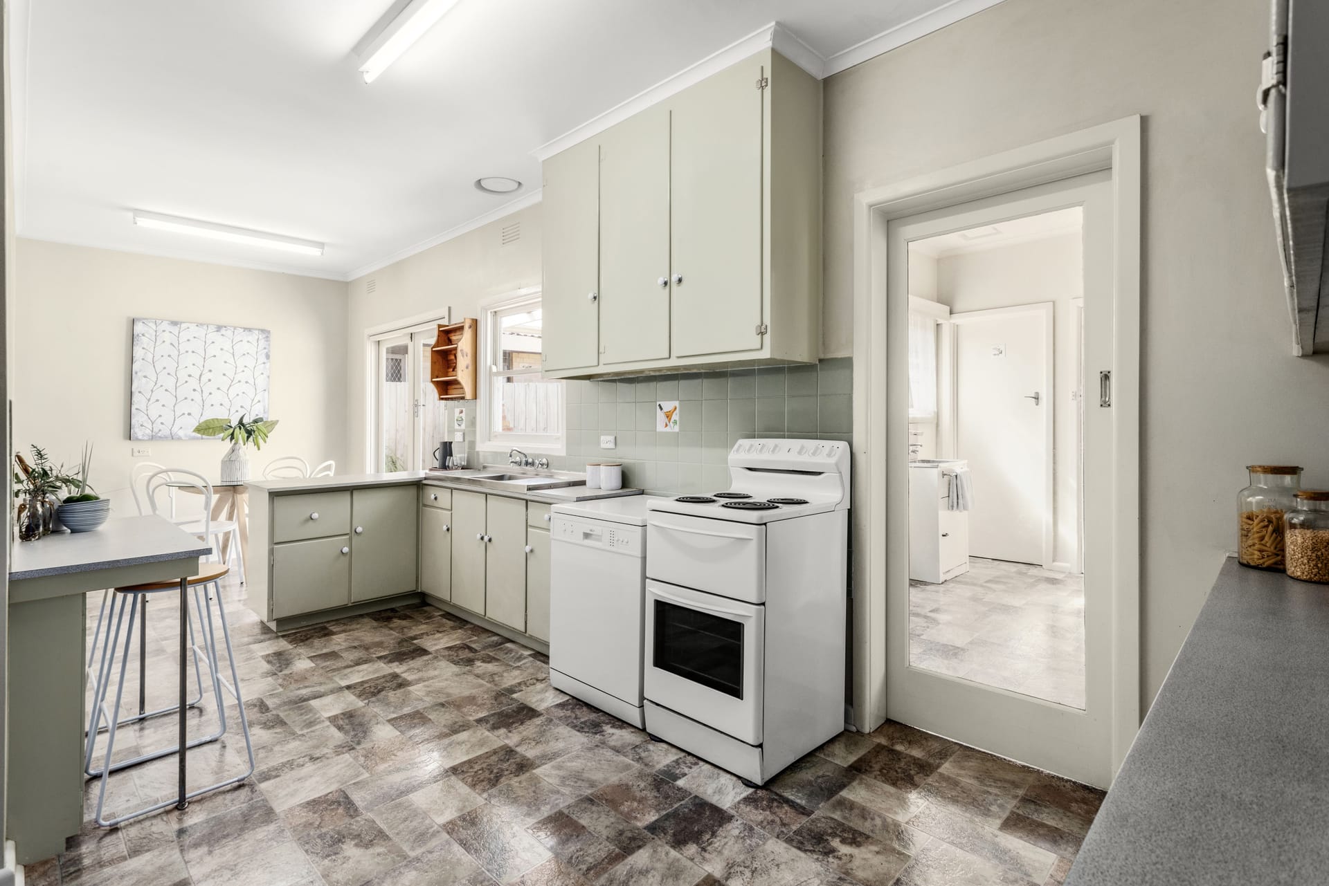 Property 78 Parkmore Road, BENTLEIGH EAST VIC 3165 IMAGE