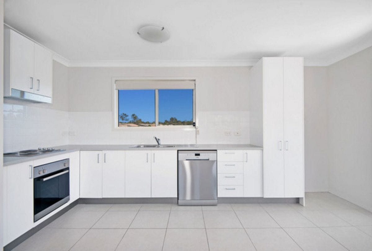 Property 1&2, 15 Southland Street, Leichhardt QLD 4305 IMAGE