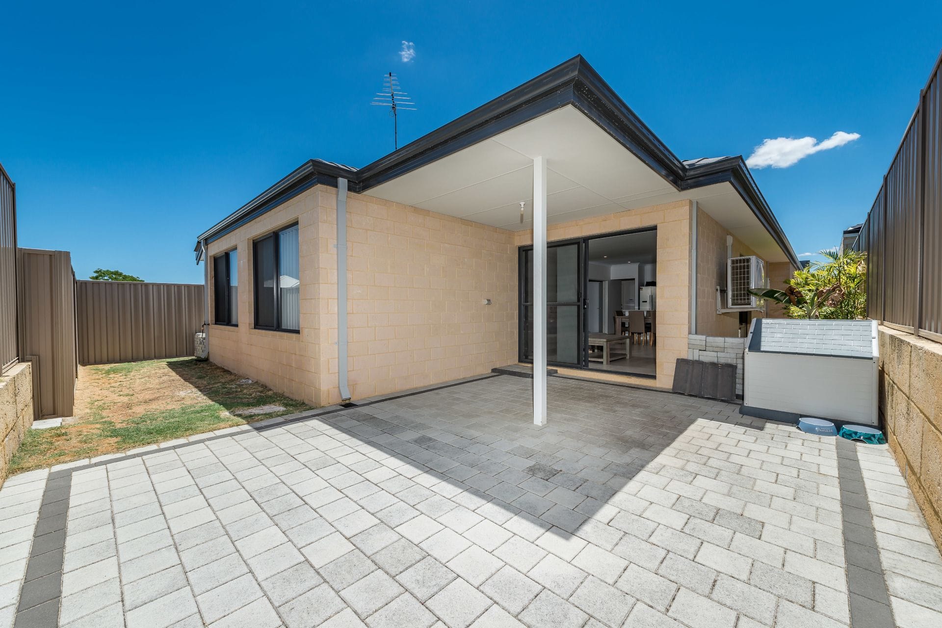 Property 27 The Rise, Gwelup WA 6018 IMAGE