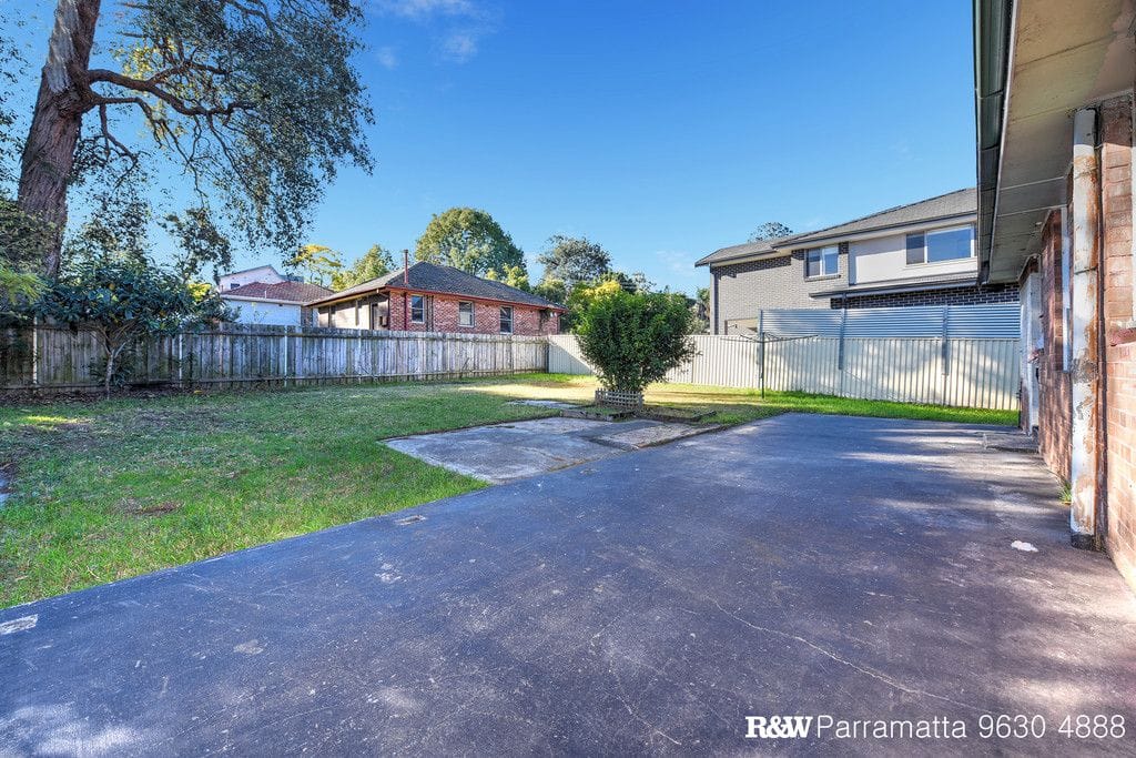 Property 44 Alanas Avenue, OATLANDS NSW 2117 IMAGE