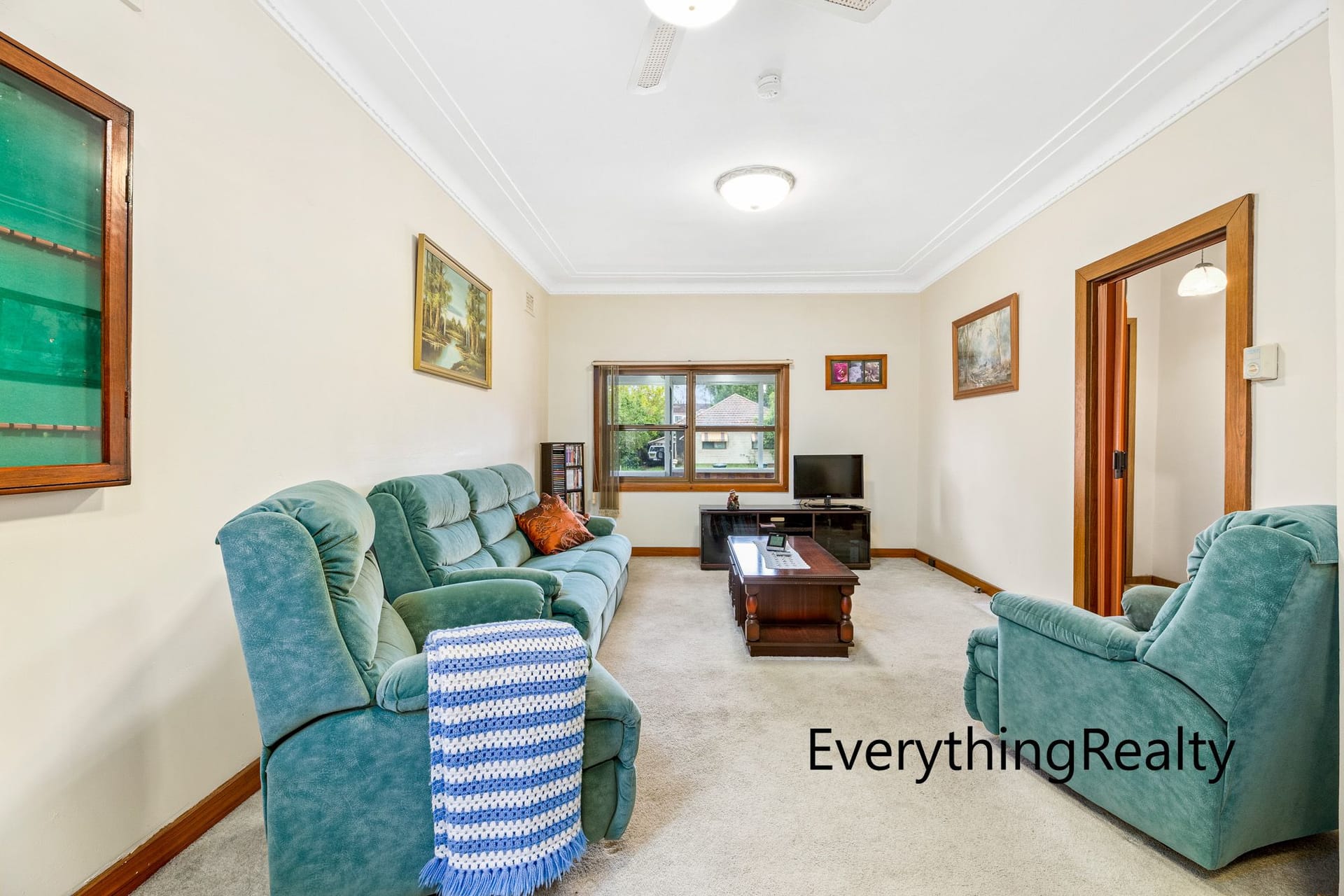 Property 52 Essington Street, WENTWORTHVILLE NSW 2145 IMAGE