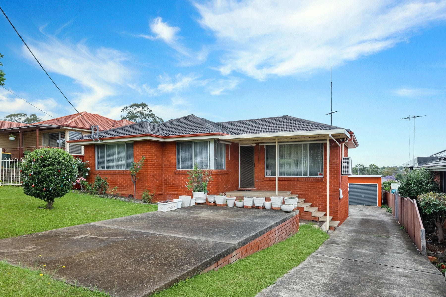 Property 3 Athabaska Avenue, Seven Hills NSW 2147 main IMAGE